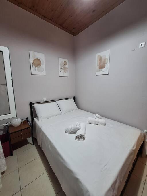 Lovely Guesthouse On The Beach Agia Anna  Exterior foto